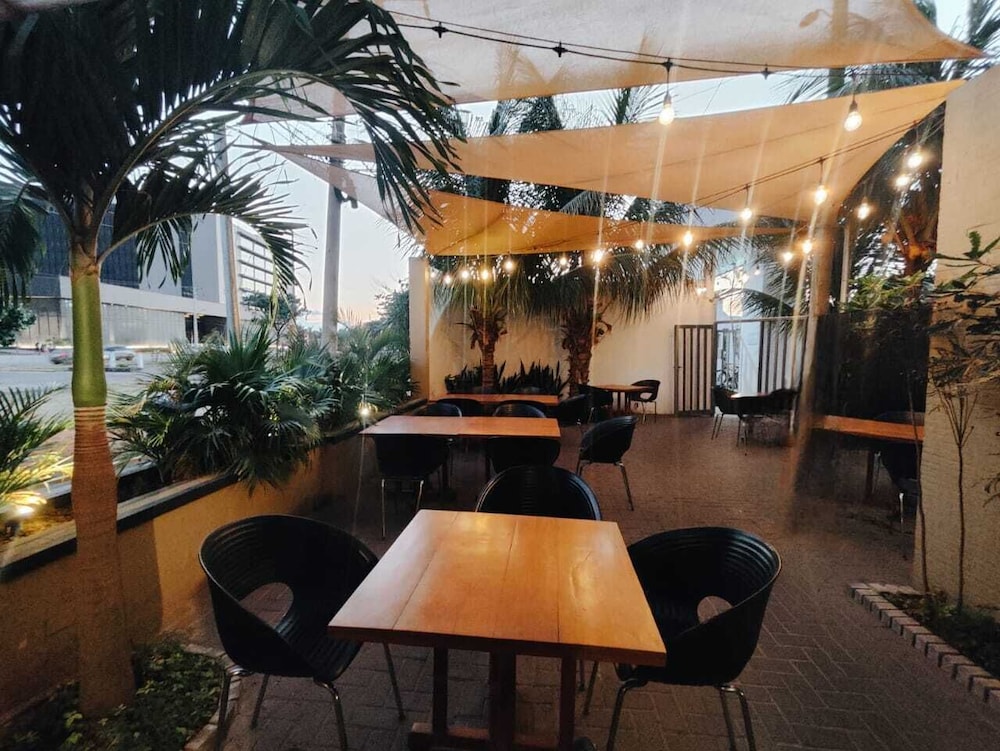 Terranova Suites 32/44