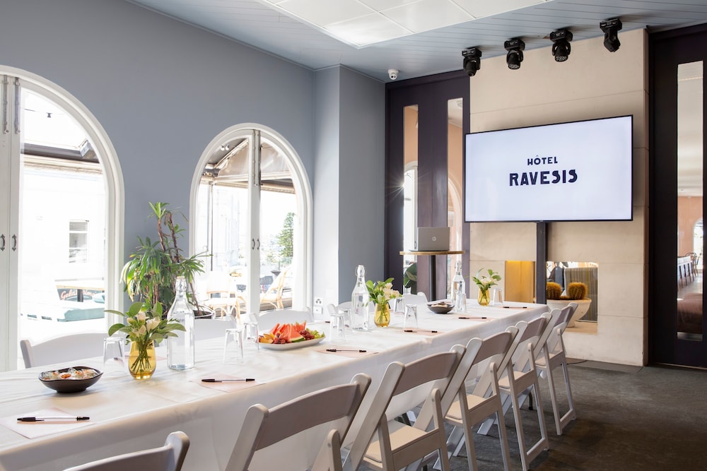 Hotel Ravesis 41/50