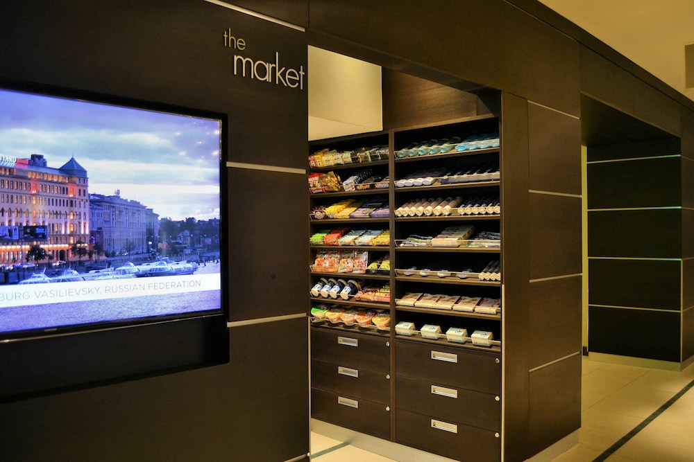 COURTYARD BY MARRIOTT SEESTERN photo4