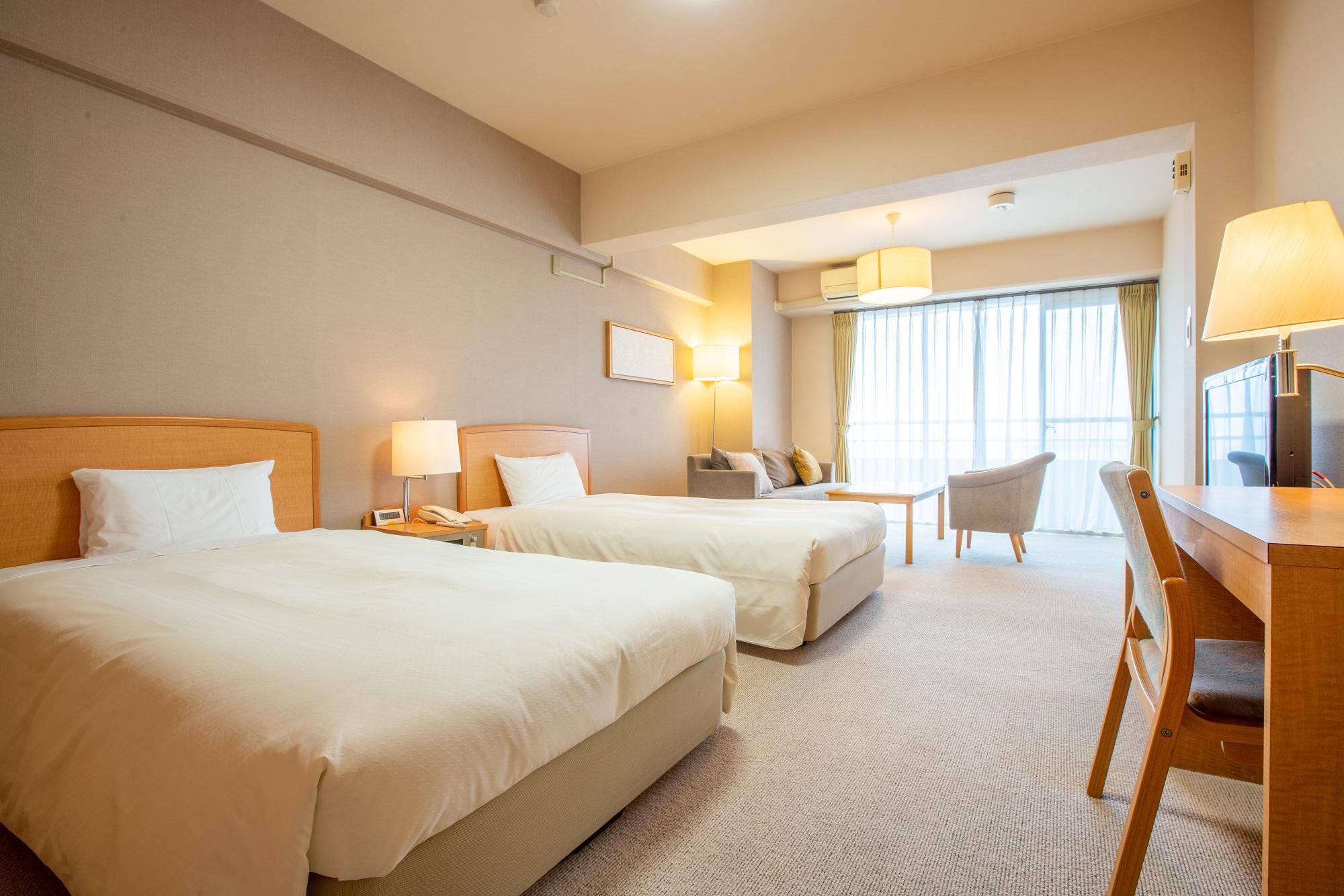 Room, Twin Beds, Ocean View, Night View