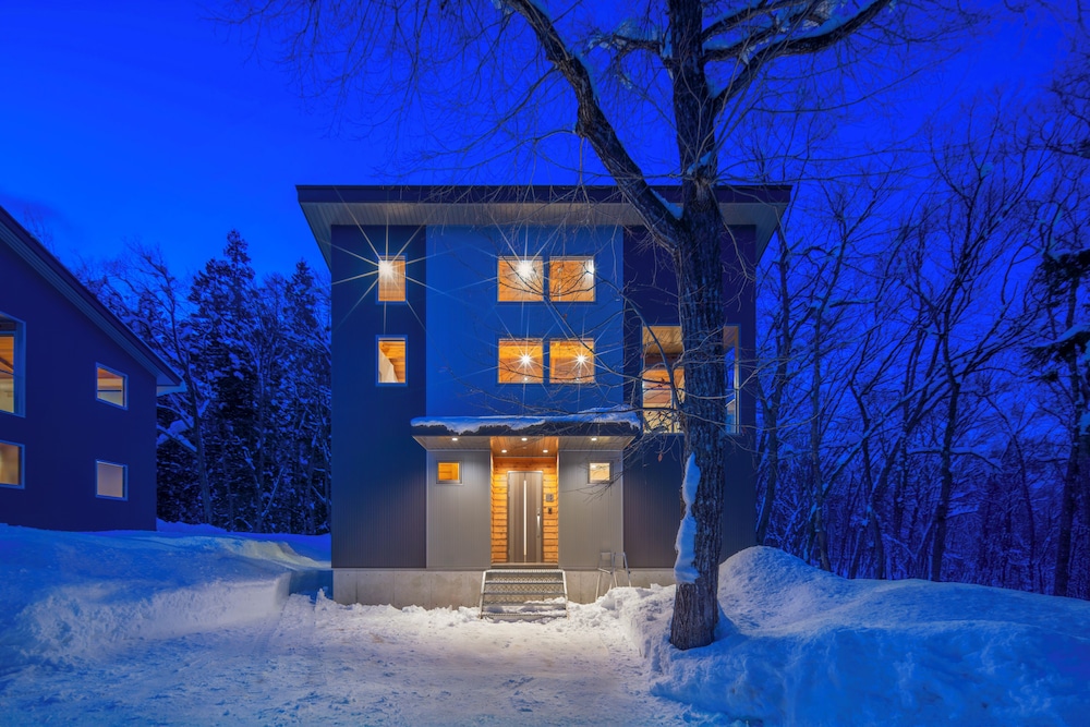 Bluebird Chalets 5/57