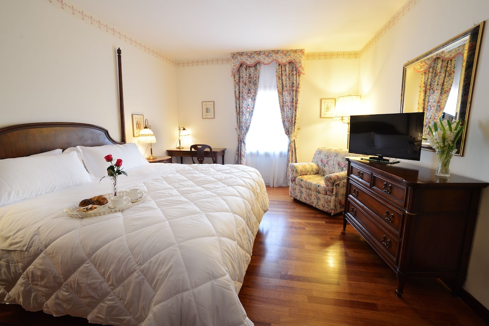 Hotel Villa Luppis 17/77