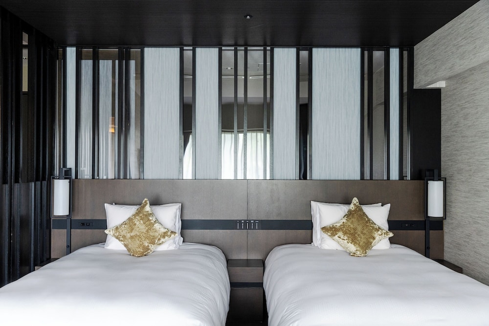 Japanese, Western, Twin Beds, 2 Sofa, Outdoor Bath, East Wing