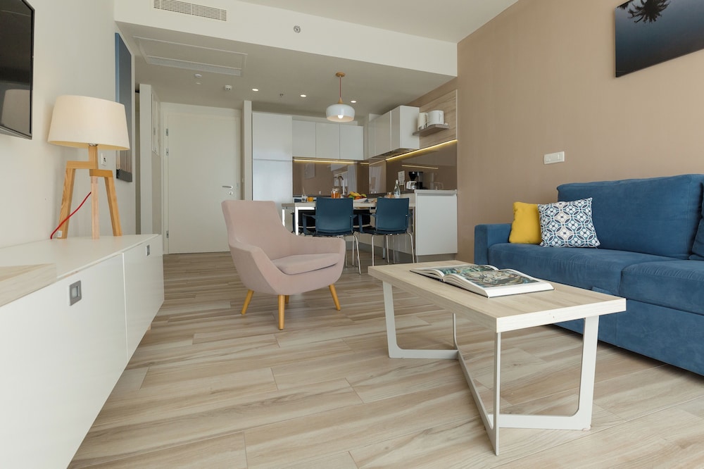 Romana Beach Resort 42/66