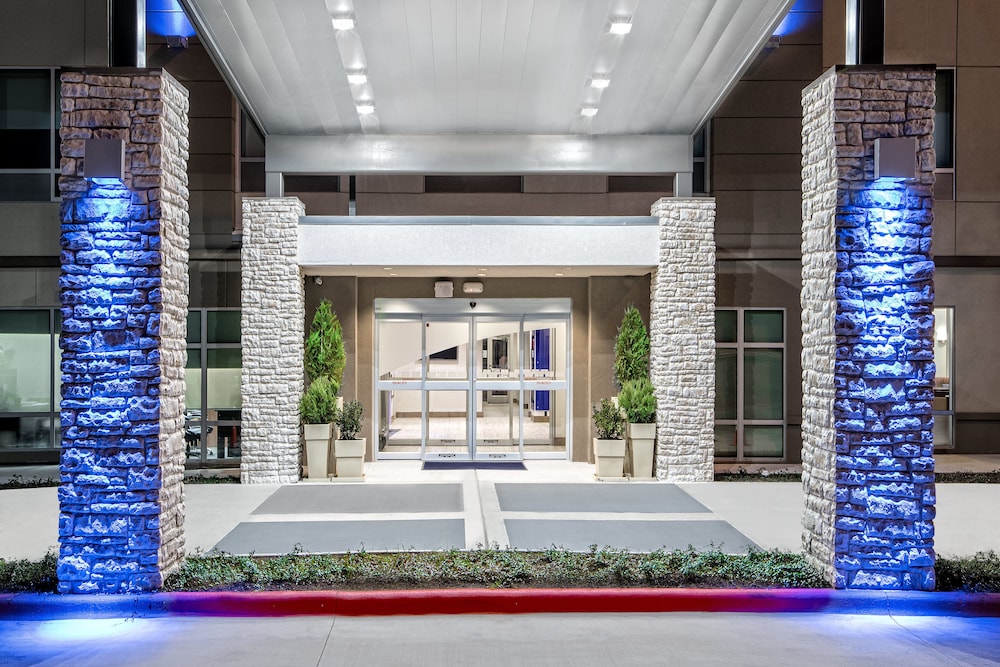 Holiday Inn Express & Suites Round Rock - Austin N 6/52