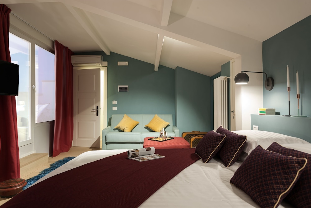 Lorena Suites & Apartments 32/61