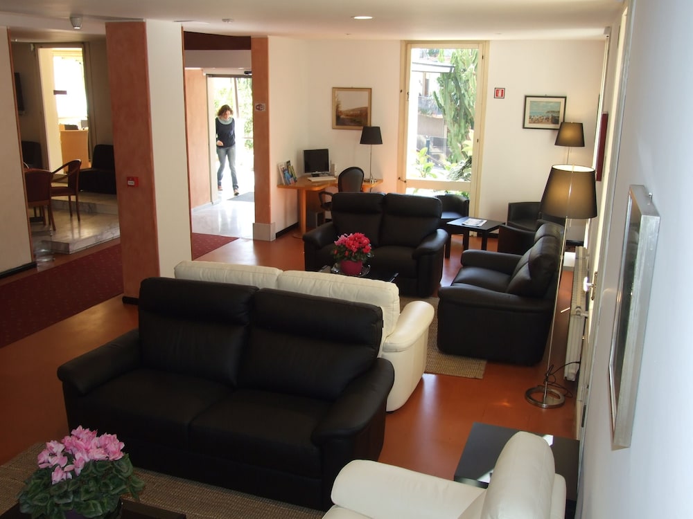 Hotel Coccodrillo 43/68