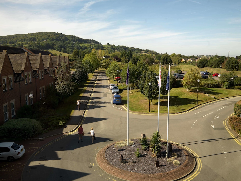 Delta Hotels by Marriott Cheltenham Chase 43/50