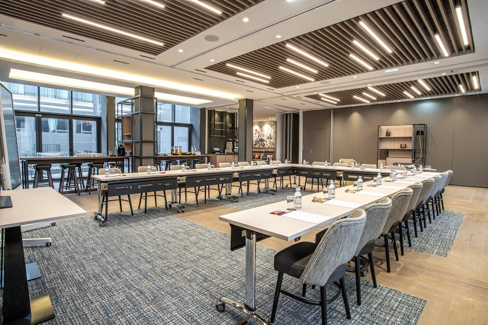 Courtyard by Marriott Paris Porte de Versailles 29/34