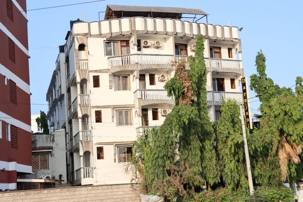 Darajani Hotel Ltd 6/50
