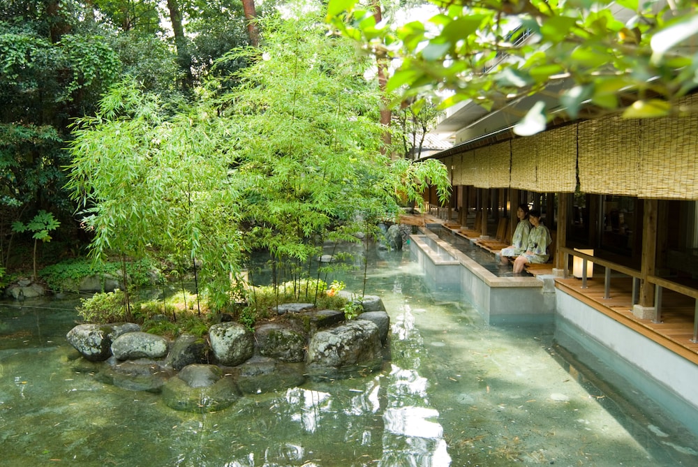 Shimobe Hotel 1/67