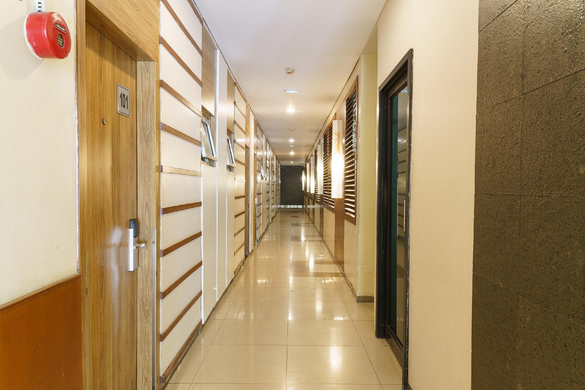 Hotel Pasar Baru 13/26