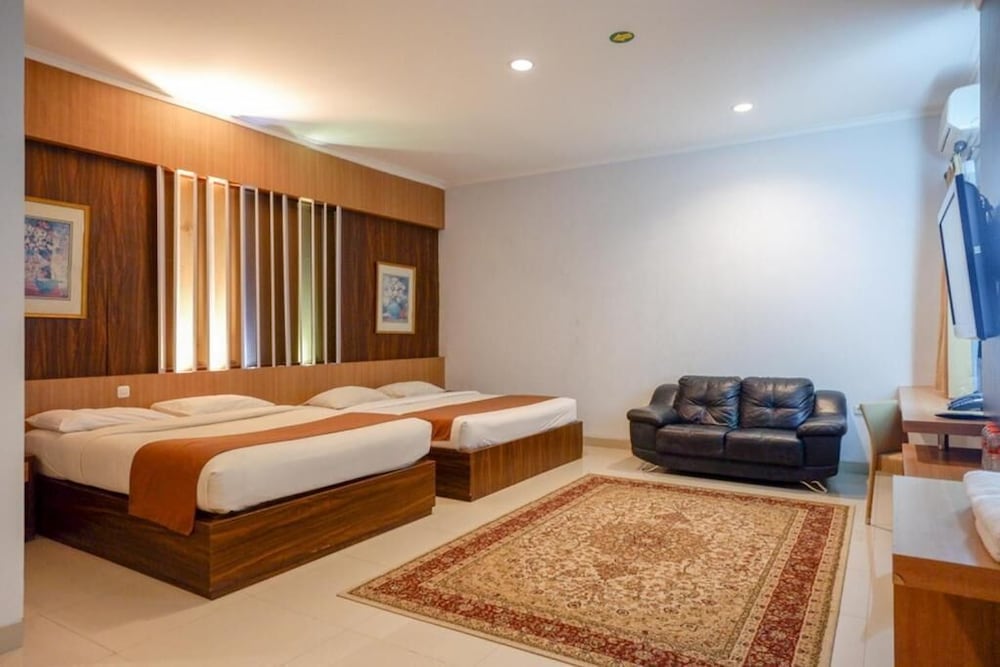 Dinasty Smart Hotel 43/66