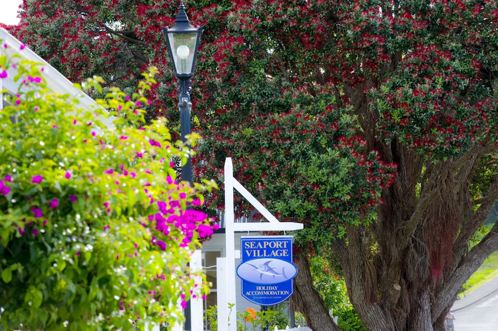Seaport Village 45/50