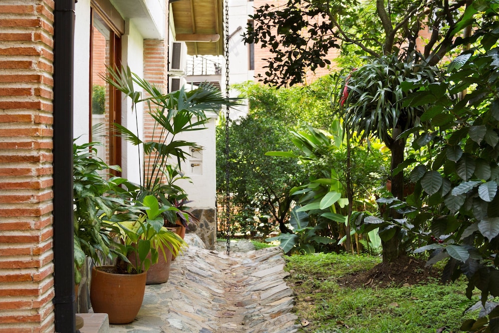 LA CAMPANA HOTEL BOUTIQUE 30/64