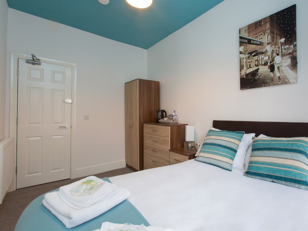Townhouse @ Minshull New Road Crewe 24/25