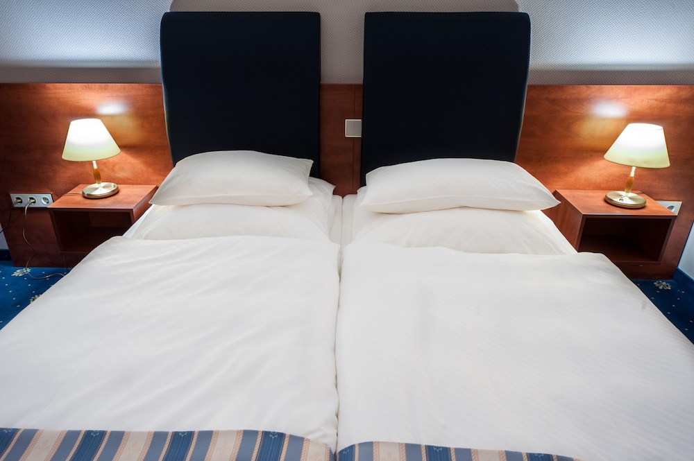 Hotel Gwarna 19/50