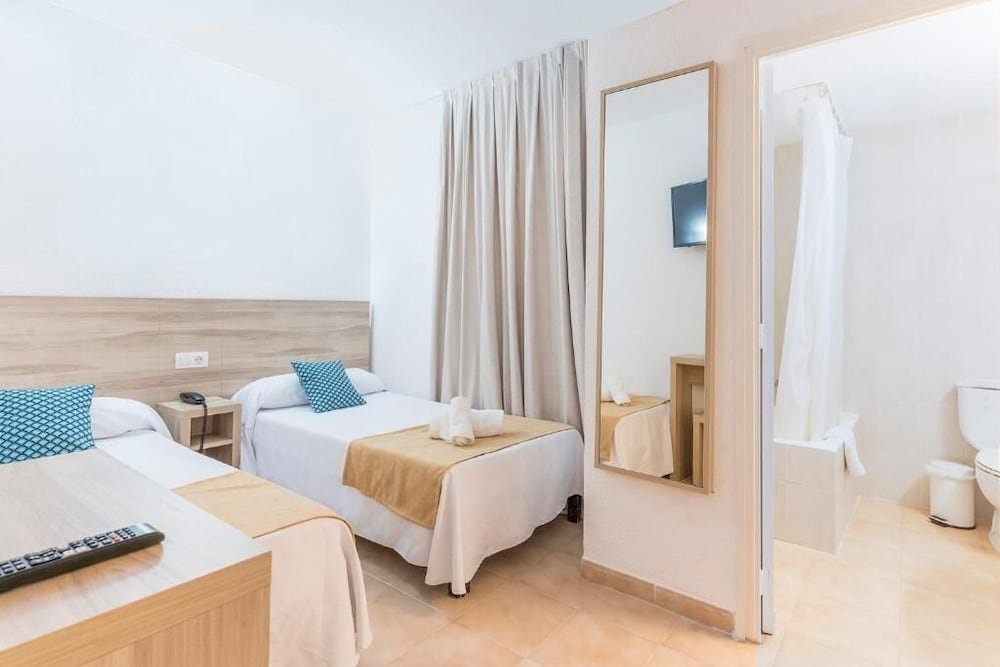Suncoast Ibiza Hotel - Adults Only 36/77