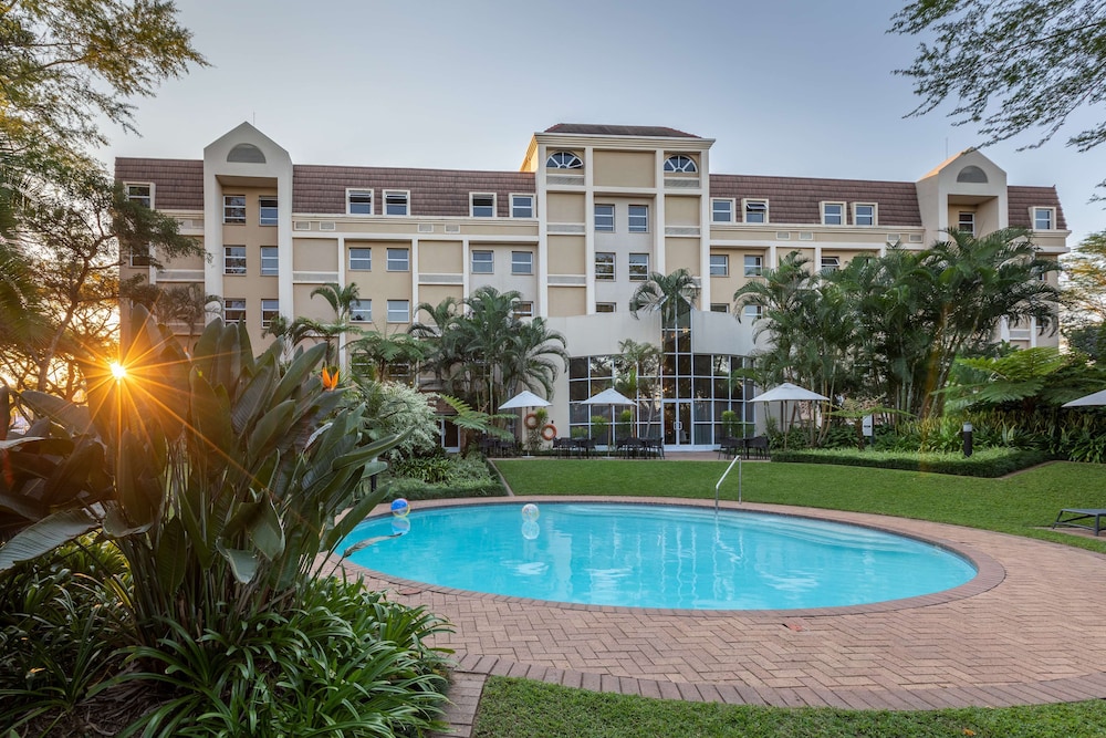 StayEasy Mbombela 3/50