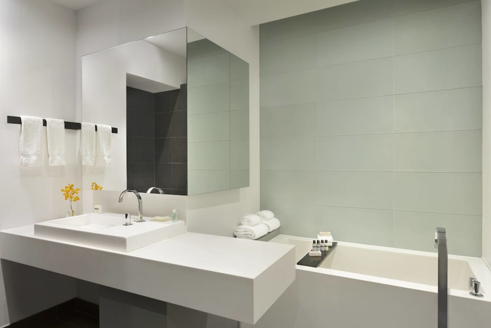 Hotel Pur Quebec A Tribute Portfolio Hotel 12/49