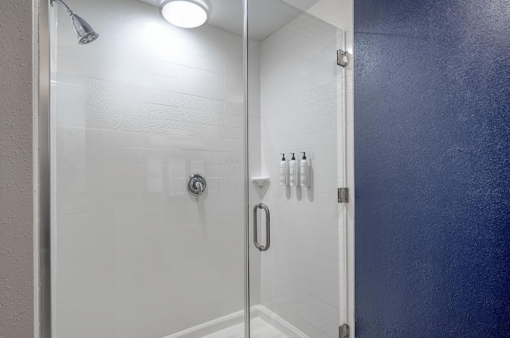 غرفة بسرير كينج لذوي الإعاقة، Fairfield Inn &amp; Suites Jeffersonville I-71 4/4