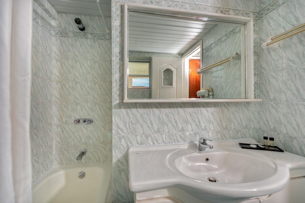 Porto Iliessa by GHH 42/43