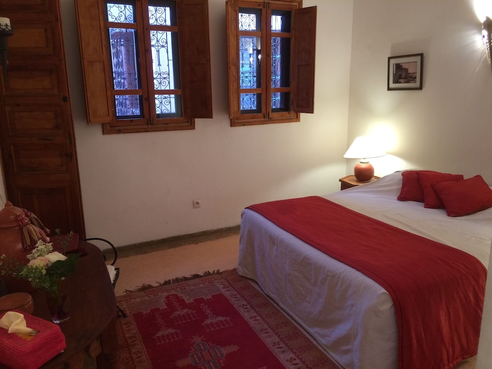 RIAD IRENE 19/50