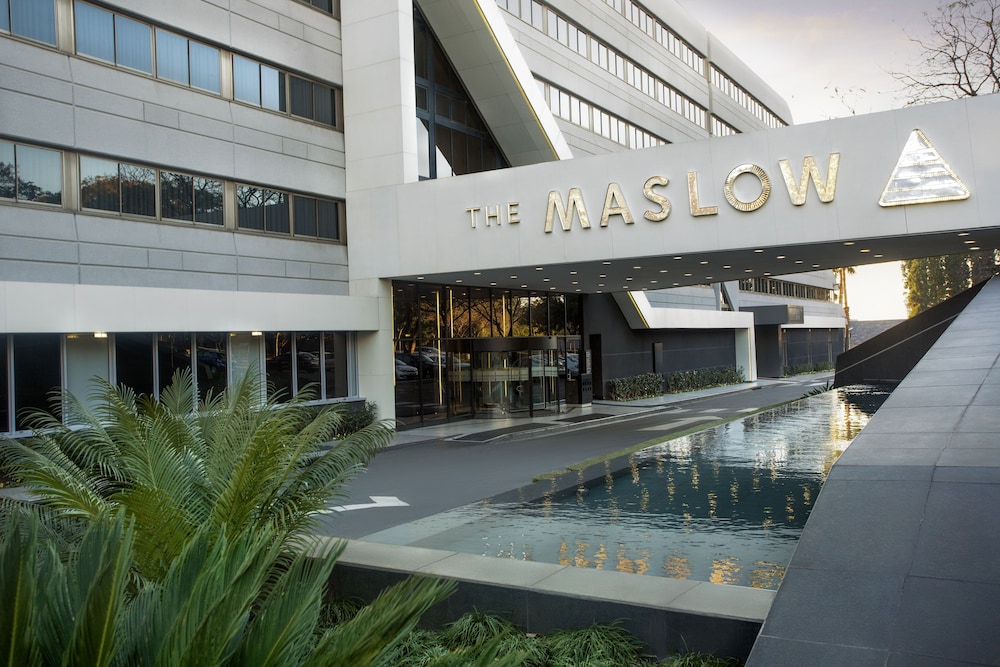 The Maslow Sandton 1/50