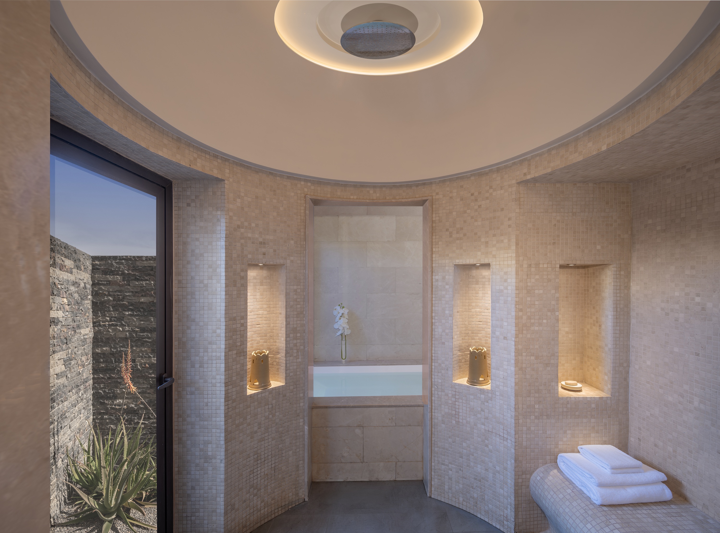 Luxury, Villa