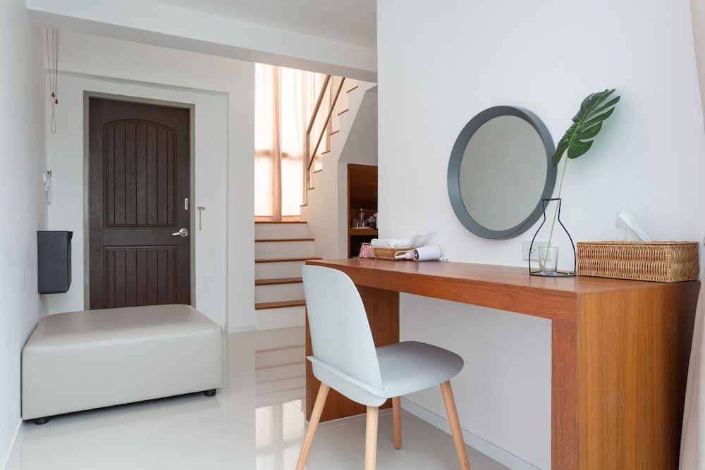 Barayan Place 27/32