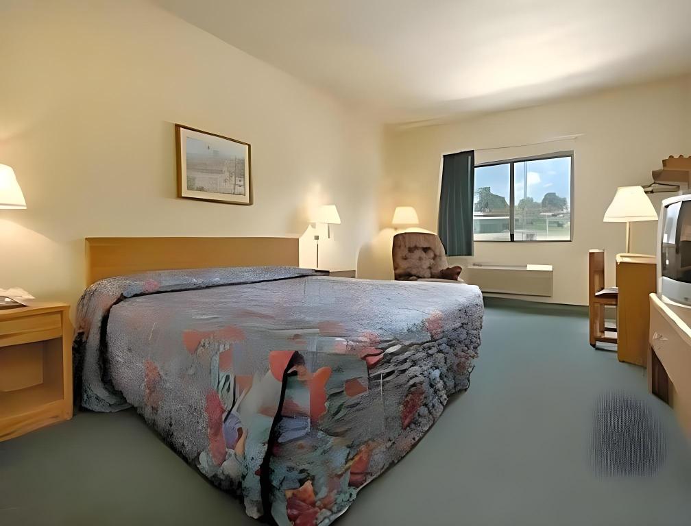 Days Inn by Wyndham Warsaw 8/14
