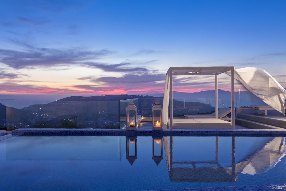 Colours Of Mykonos 60/65