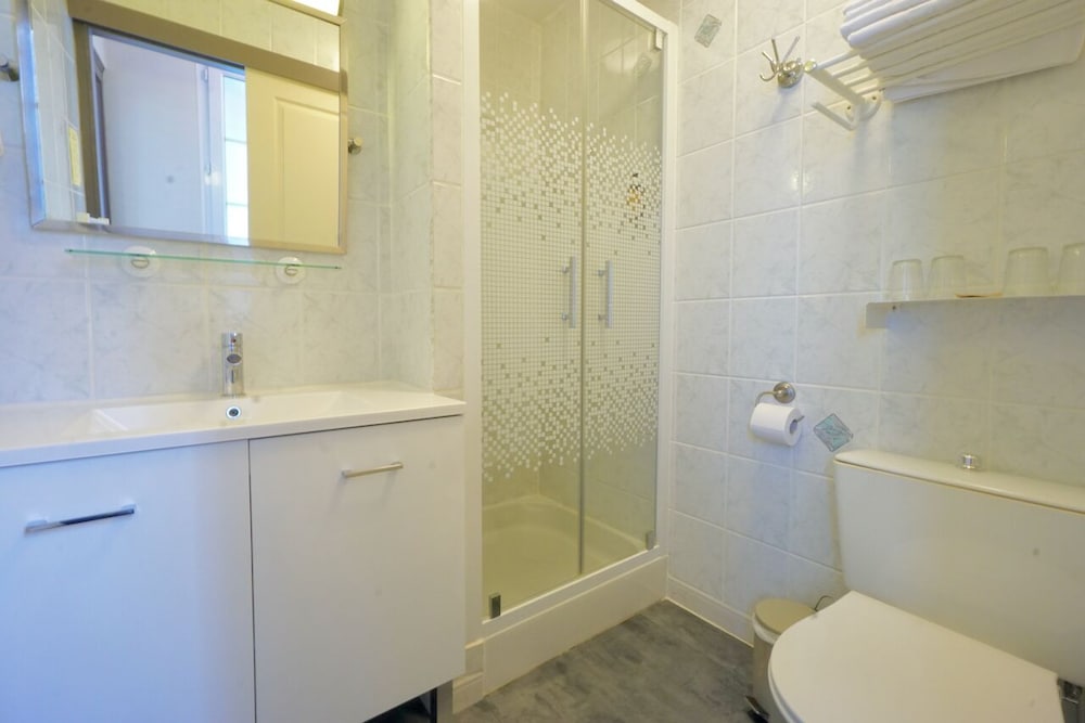 Logis Hotel Clair Cottage 47/50