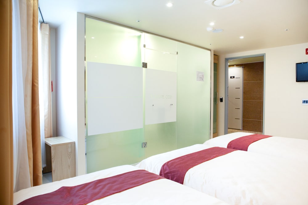 Hotel Cozy Myeongdong 30/73
