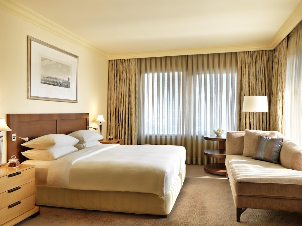ROOM, KING BED, BOSPHORUS VIEW