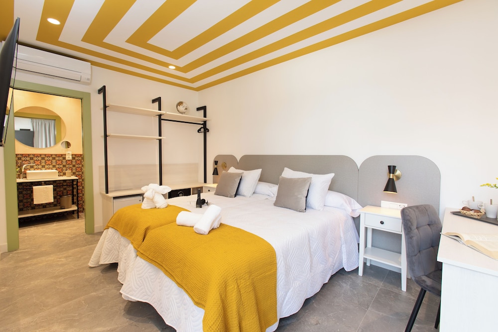 Boutique Rooms Playa Burriana 47/70