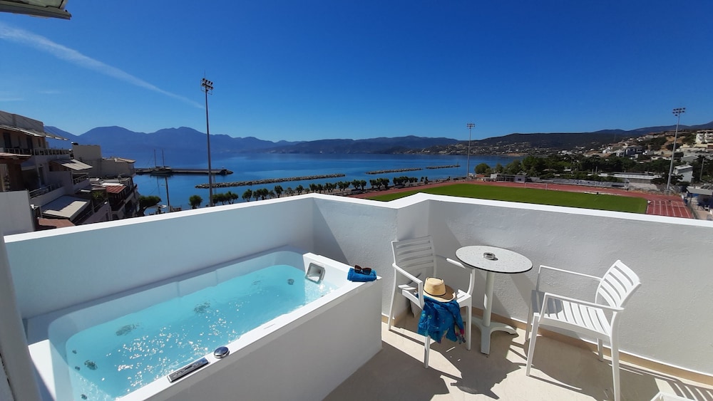 Naiades Marina Hotel Adults only 16+ 42/64