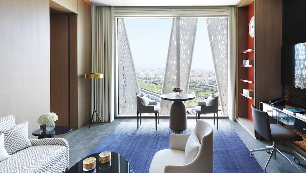 Four Seasons Hotel Kuwait at Burj Alshaya 55/78