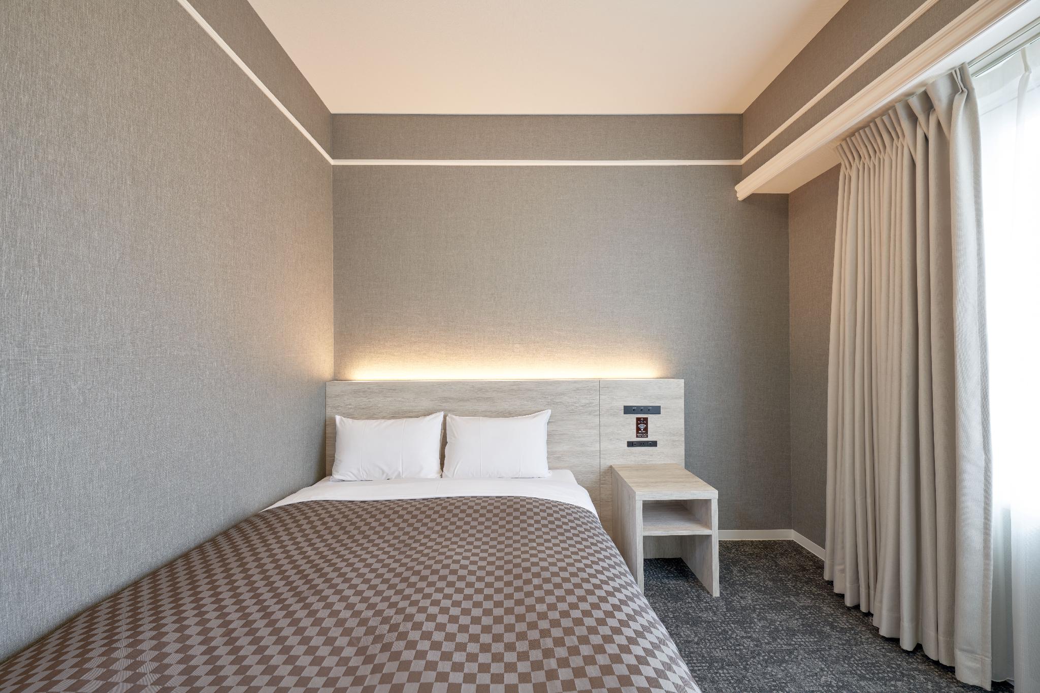 Semi Room, Standard, Semi Double Bed