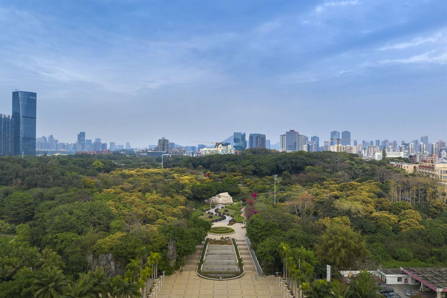 DoubleTree by Hilton Shenzhen Nanshan Hotel and Residences 44/45