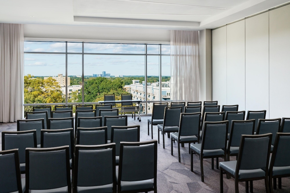 AC Hotel by Marriott Raleigh Downtown 21/29