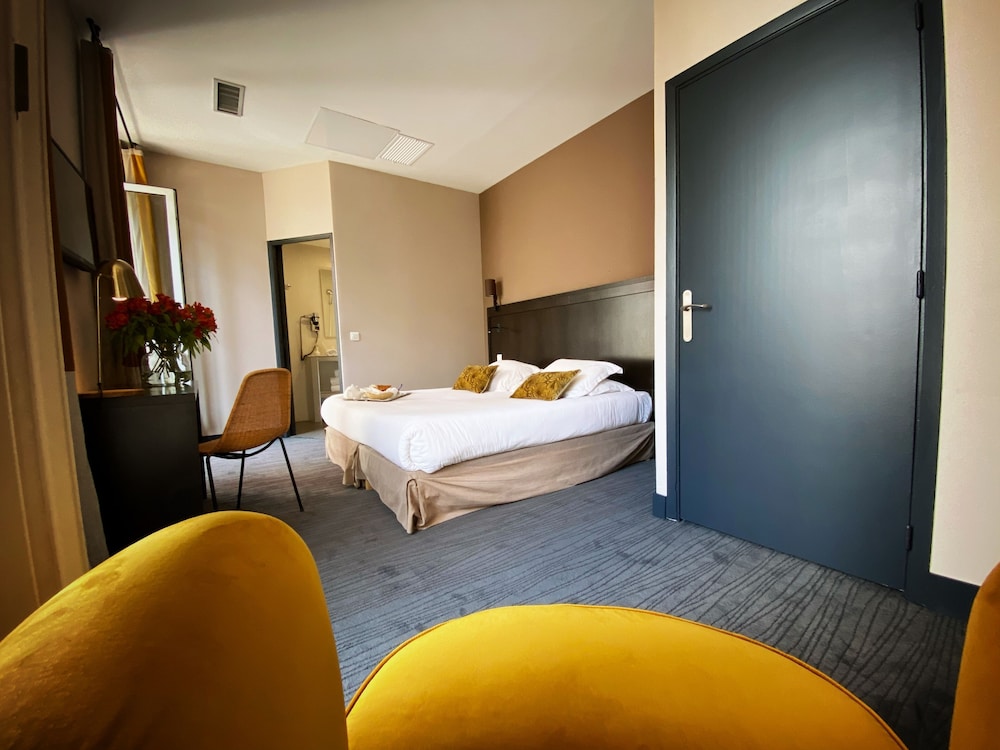 Hotel Moliere 8/37