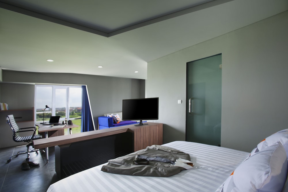 Berry Biz Hotel 13/38