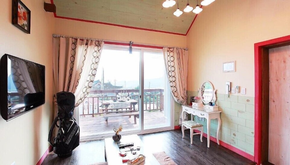 Gyeongju Sulleim Pension 15/40