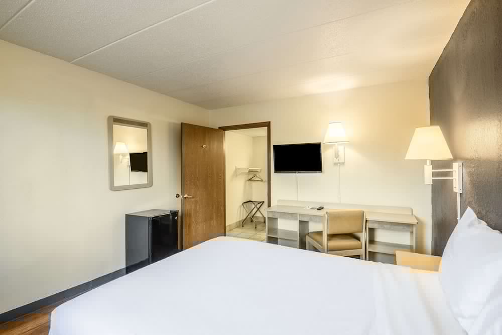 Rodeway Inn Dubuque IA 16/31