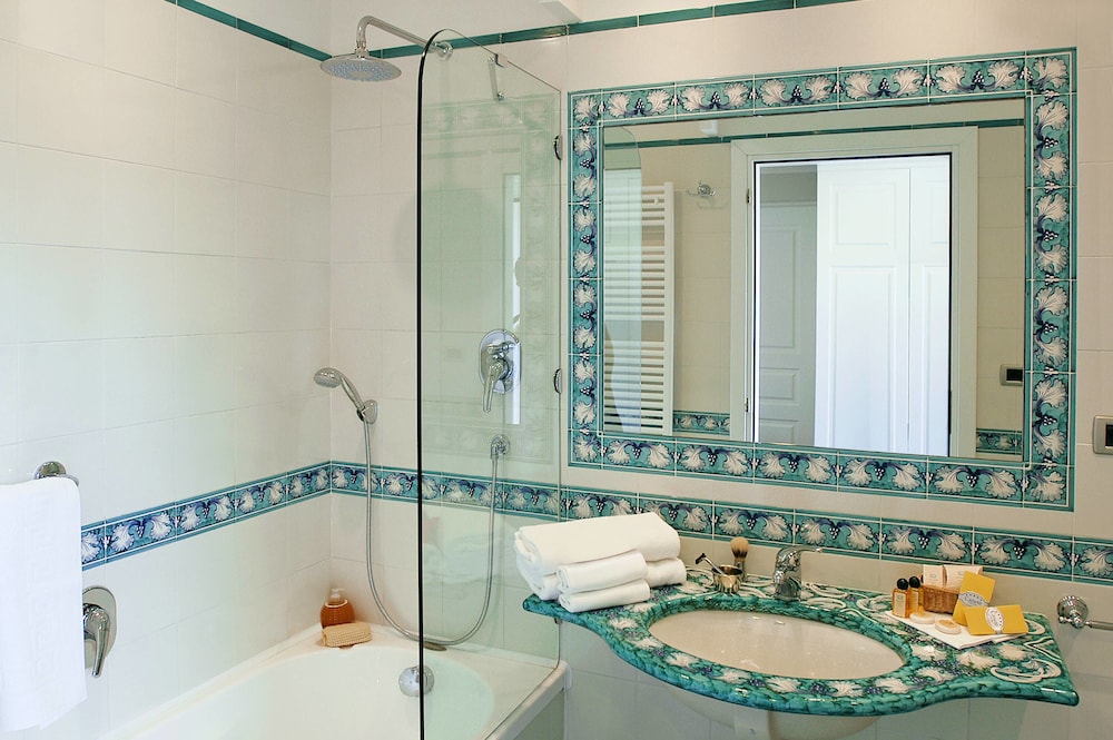OLEANDRI RESORT 39/81