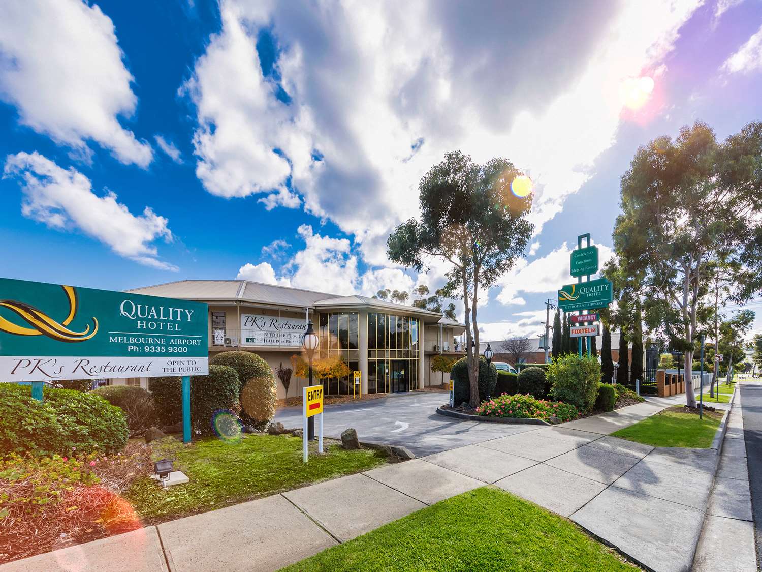 Quality Hotel Melbourne Airport 22/24