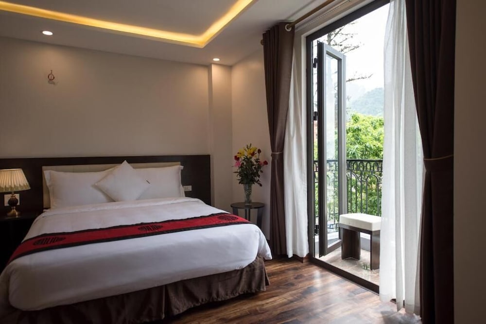 Sapa Wings Hotel 10/87