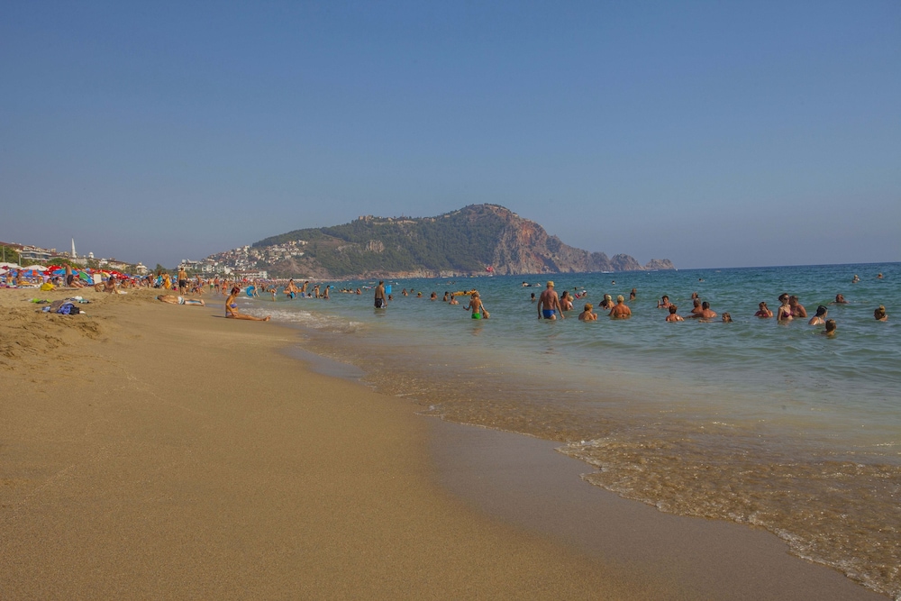 Kleopatra Beach Hotel 56/59