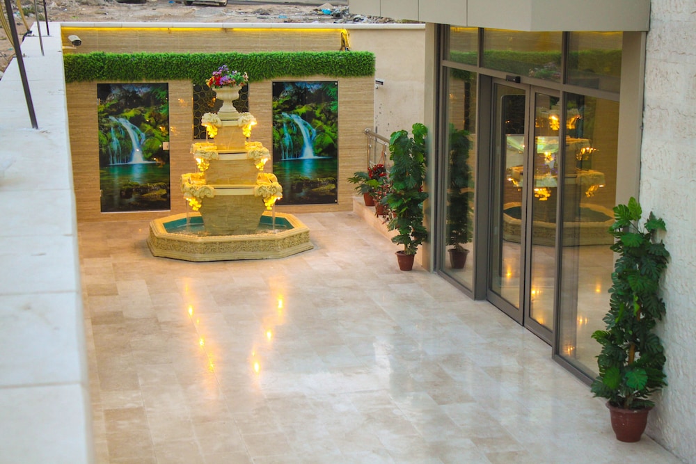 Qaser AlSultan Hotel Suites 8/42